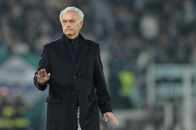 Hanno richiamato Mourinho: colpo di scena clamoroso