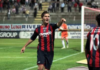 Stefano Pettinari al Crotone lo scorso anno