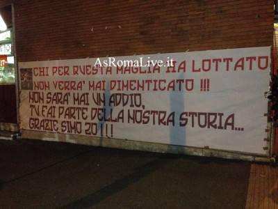 striscione per Perrotta