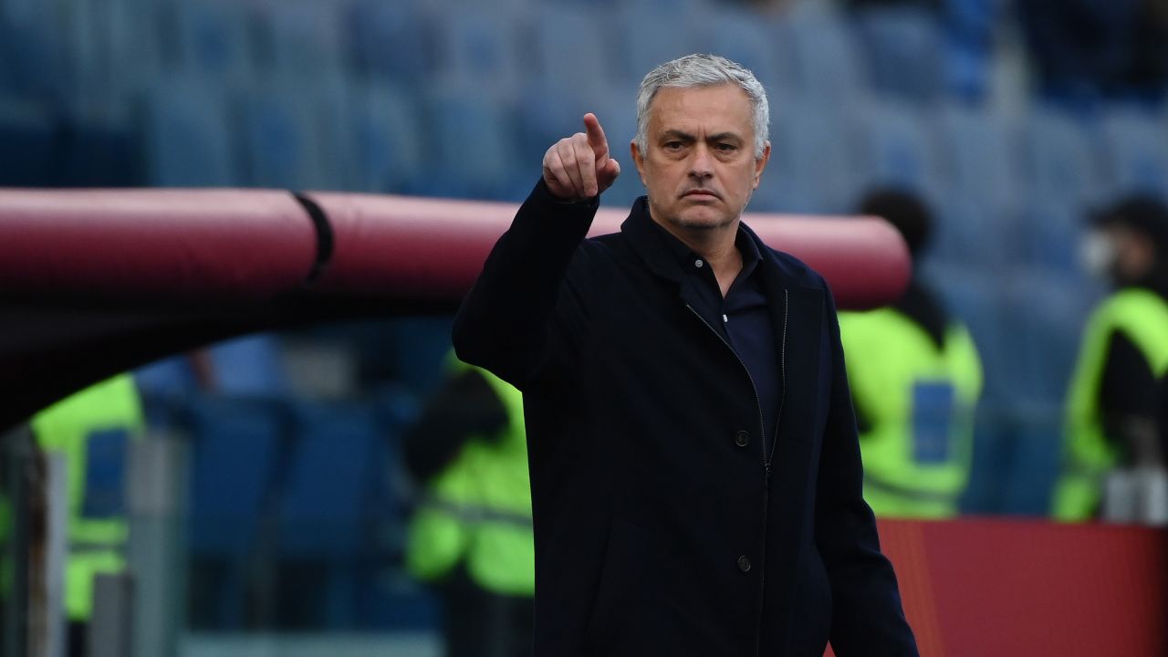 roma friedkin mourinho giocatori schierati decisione