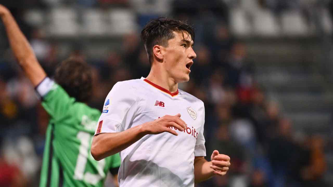 Calciomercato Roma, domino 😱 lampo: la formula che sblocca 😎 tutto