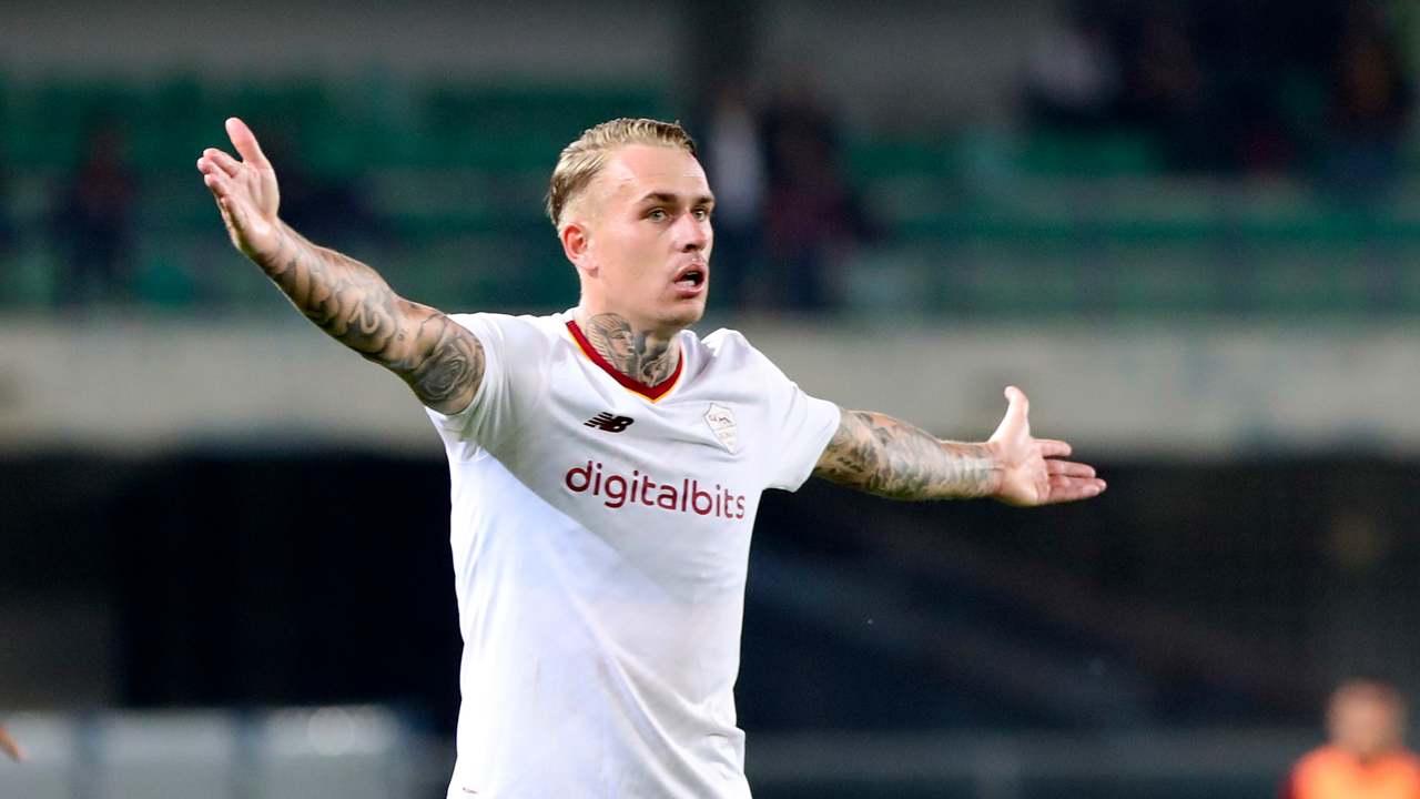 Calciomercato Roma, addio Karsdorp: richiesta Juve, paura da 35 milioni