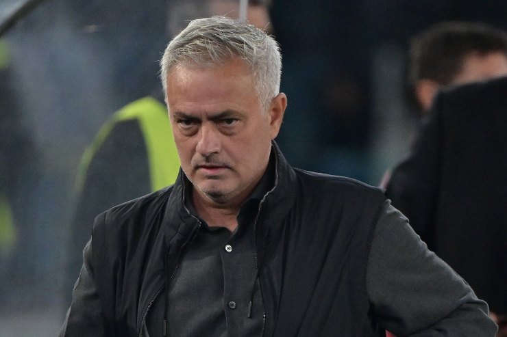 Giallo Mourinho, decisione lampo della Roma