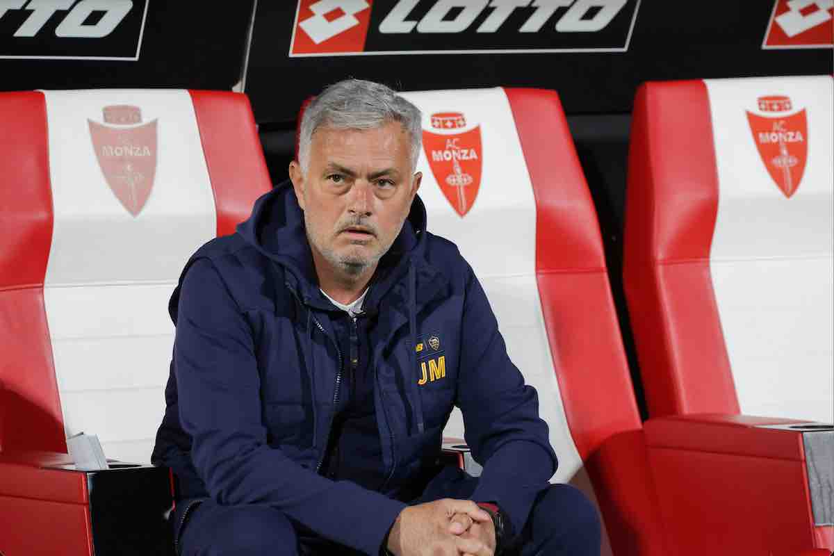 Stangata Mourinho, reazione immediata della Roma