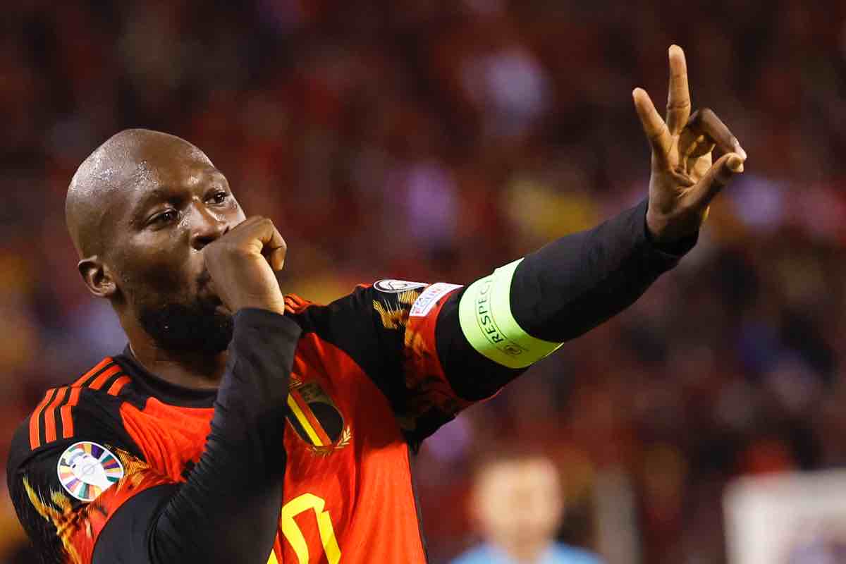 Triennale da 135 milioni, 'avviso' alla Roma: "Lukaku in Arabia"