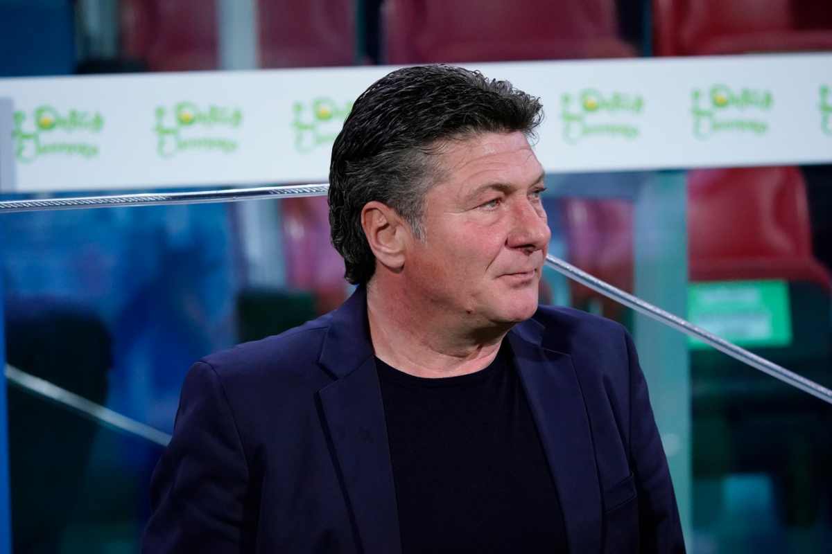 Napoli, Mazzarri traghettatore: l'indizio sull'allenatore del futuro