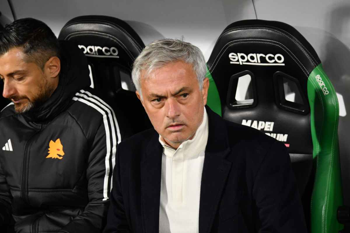 Squalifica Mourinho, spunta il dossier Roma: slitta la sentenza