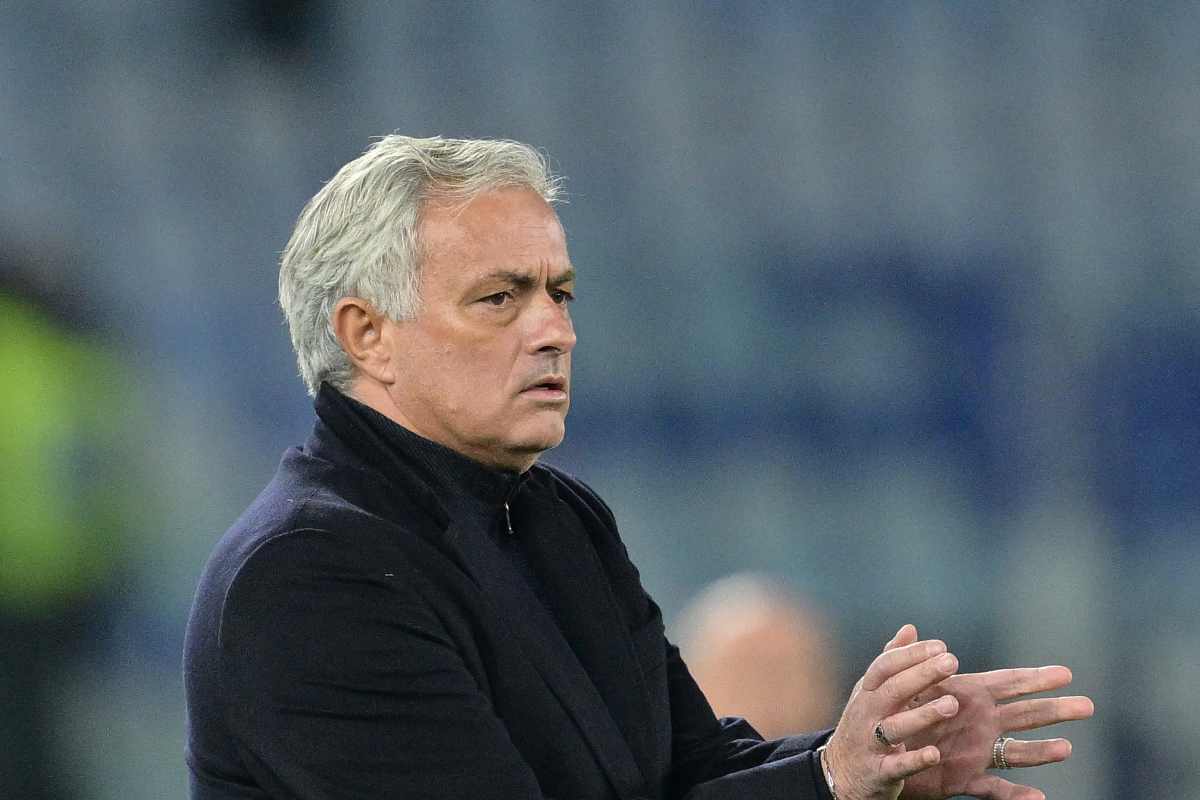 Roma-Fiorentina, nuovo infortunio: doppia tegola Mou