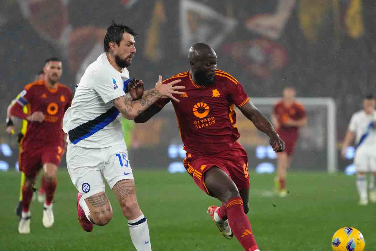 Lukaku-Roma, nuovo colpo di scena: l'hanno finalmente messo nero su bianco