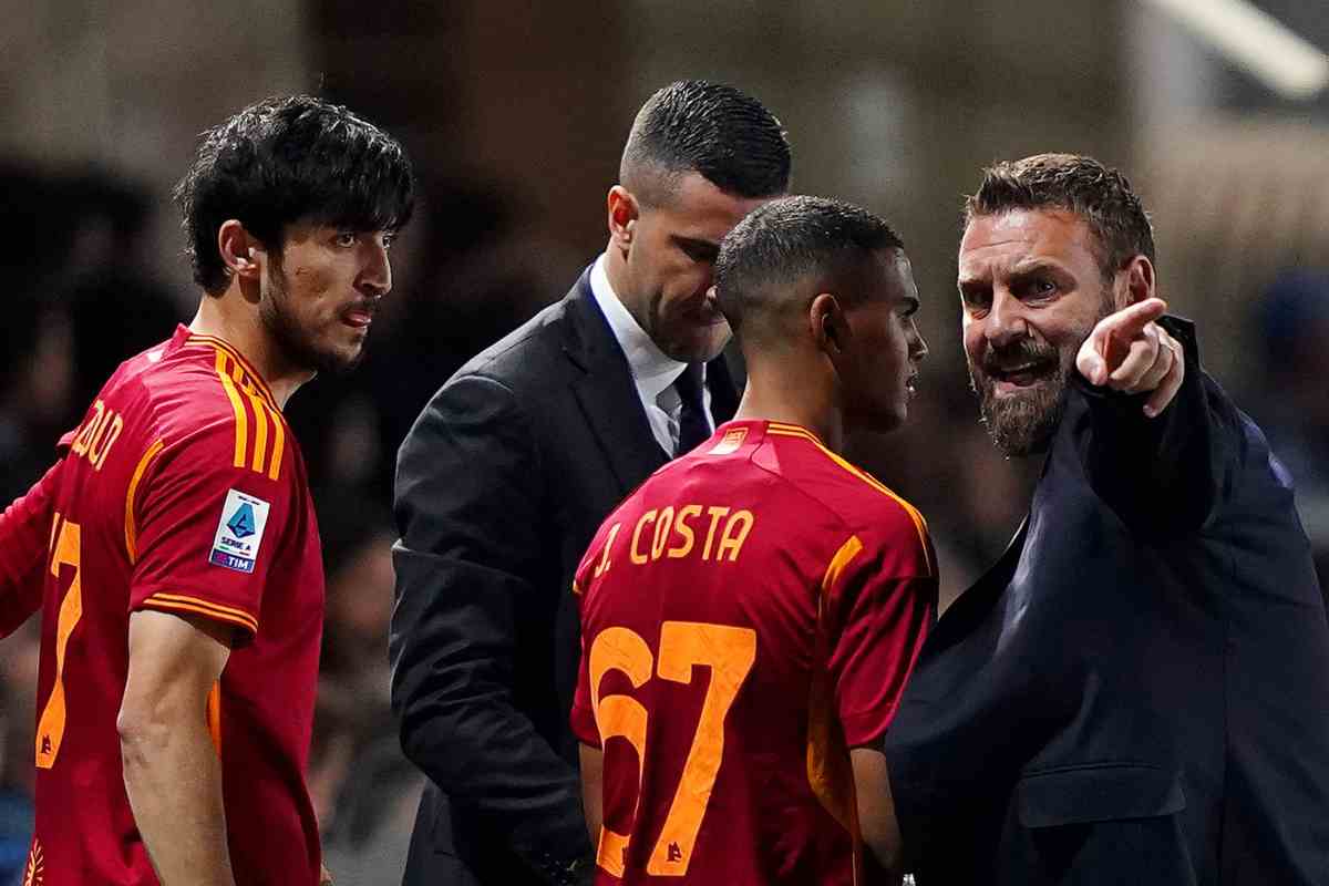 Calciomercato Roma, sono fuori dal progetto: il segnale di De Rossi