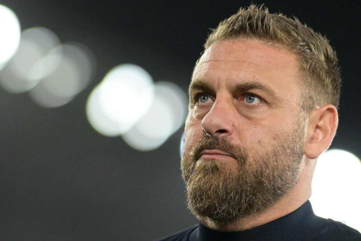 Calciomercato Roma, altro regalo per De Rossi: visite mediche e firma