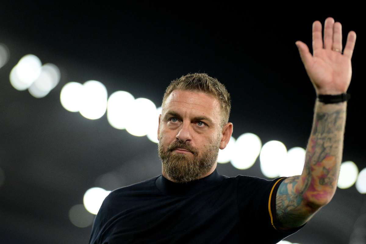 Calciomercato Roma, addio Dybala e non solo: De Rossi dice tutto