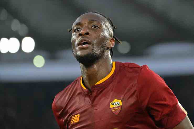 Calciomercato Roma, scambio per Abraham: così il Milan fa saltare il banco