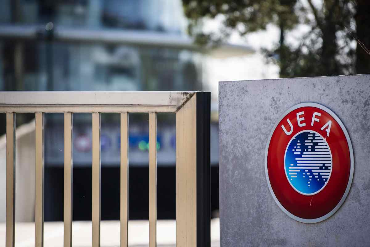 Arrivano sanzioni pesanti dalla Uefa