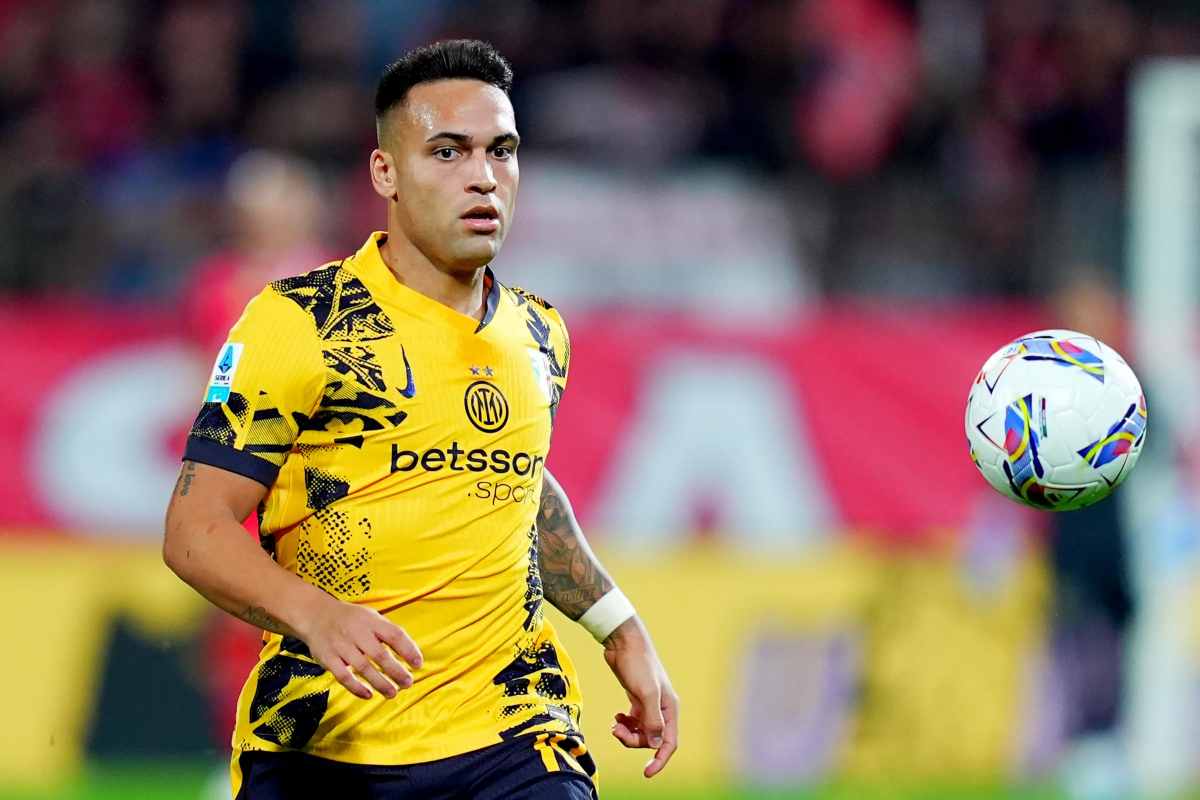 Barcellona su Lautaro Martinez 