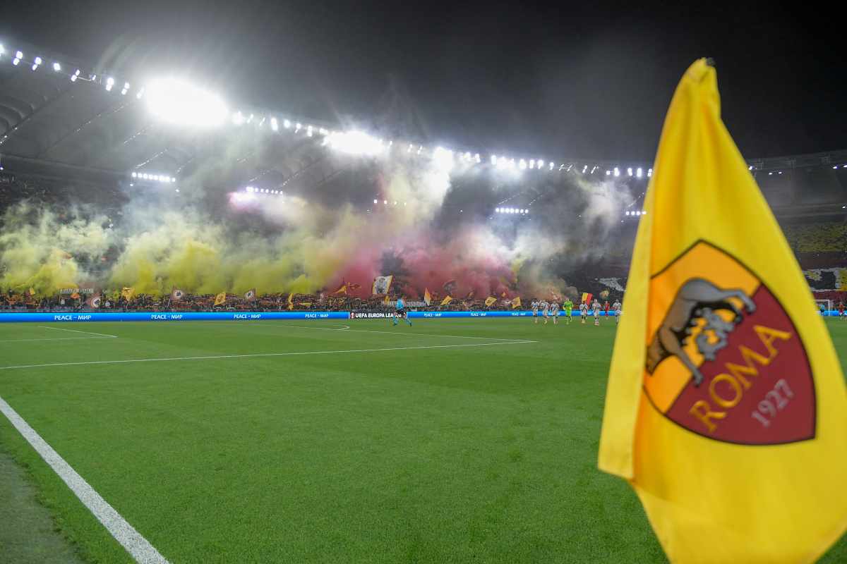 Protesta tifosi giallorossi prima di Roma-Udinese