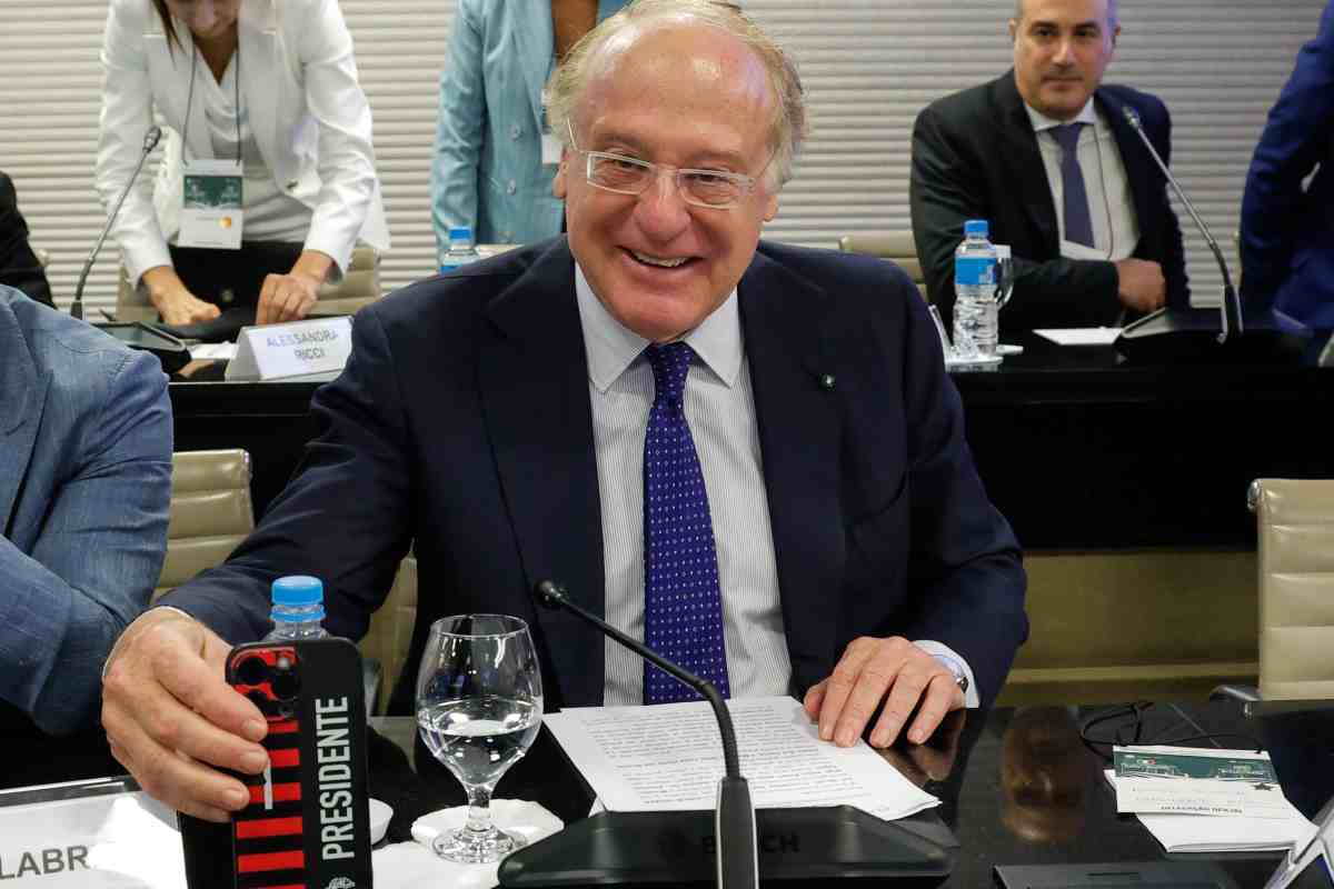 Il presidente del Milan Paolo Scaroni