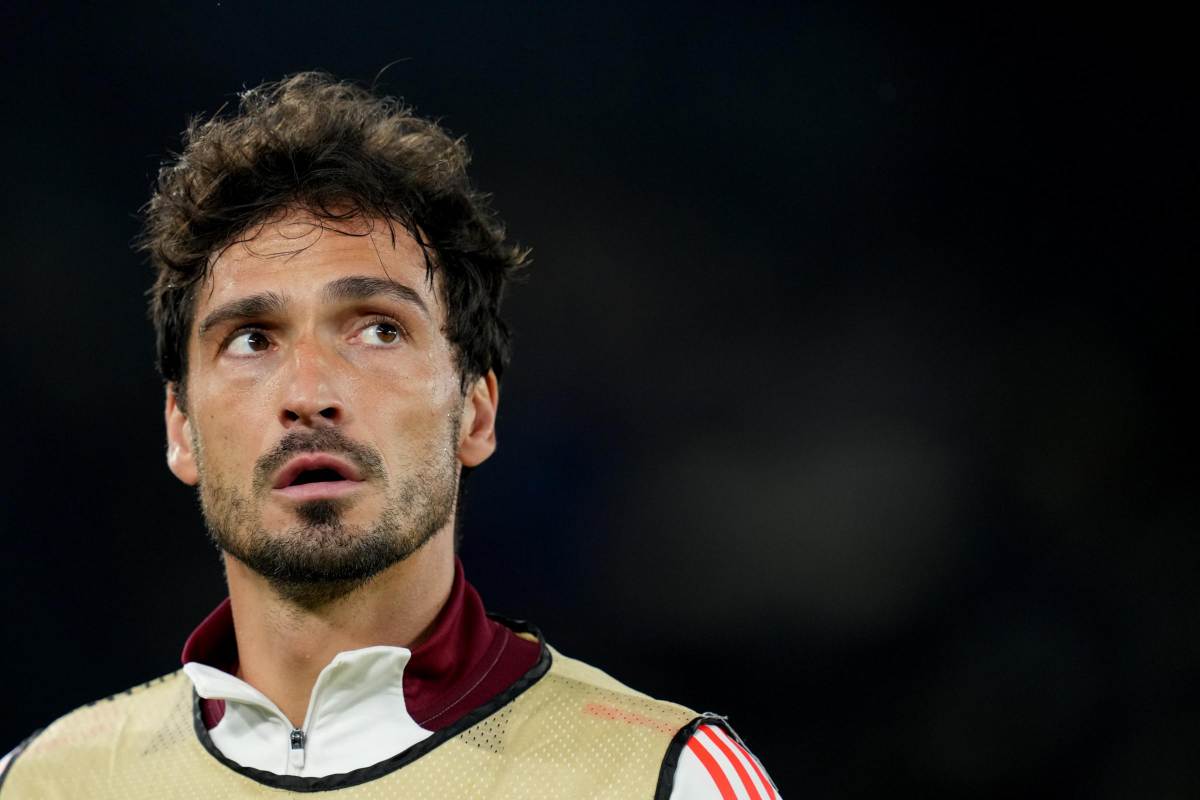 Hummels pensieroso 