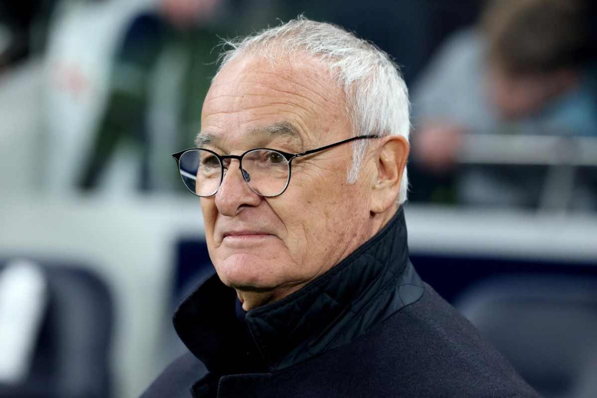 Claudio Ranieri pensieroso