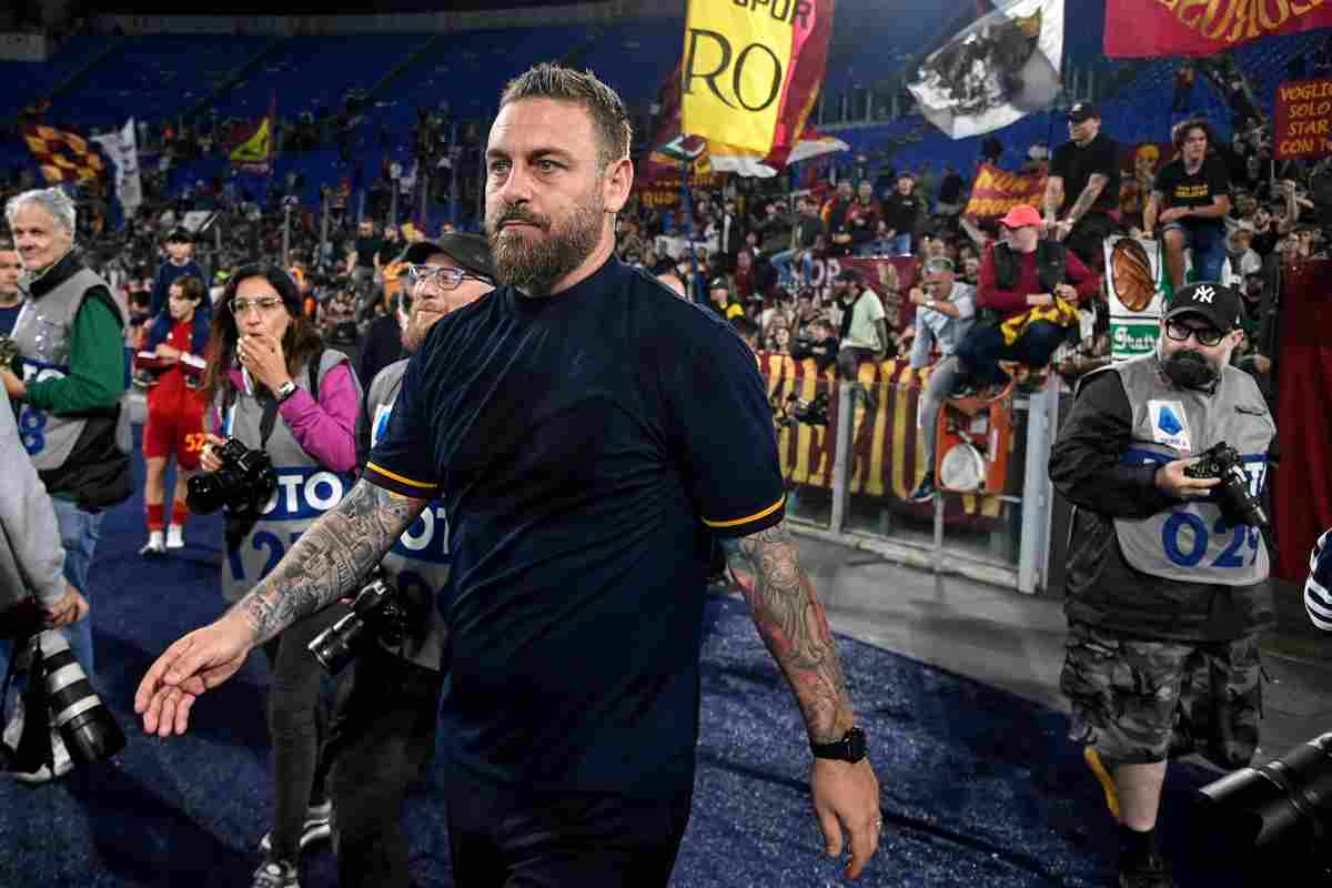 Daniele De Rossi sotto la Sud