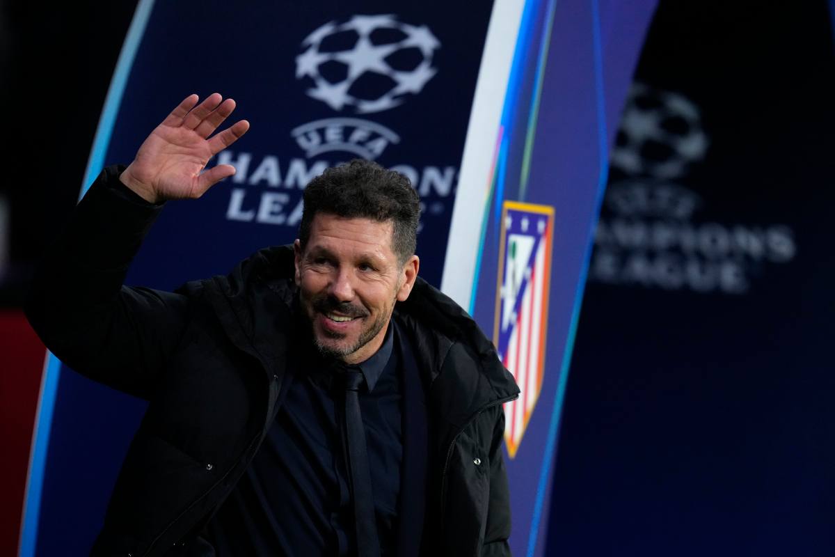 Simeone saluta