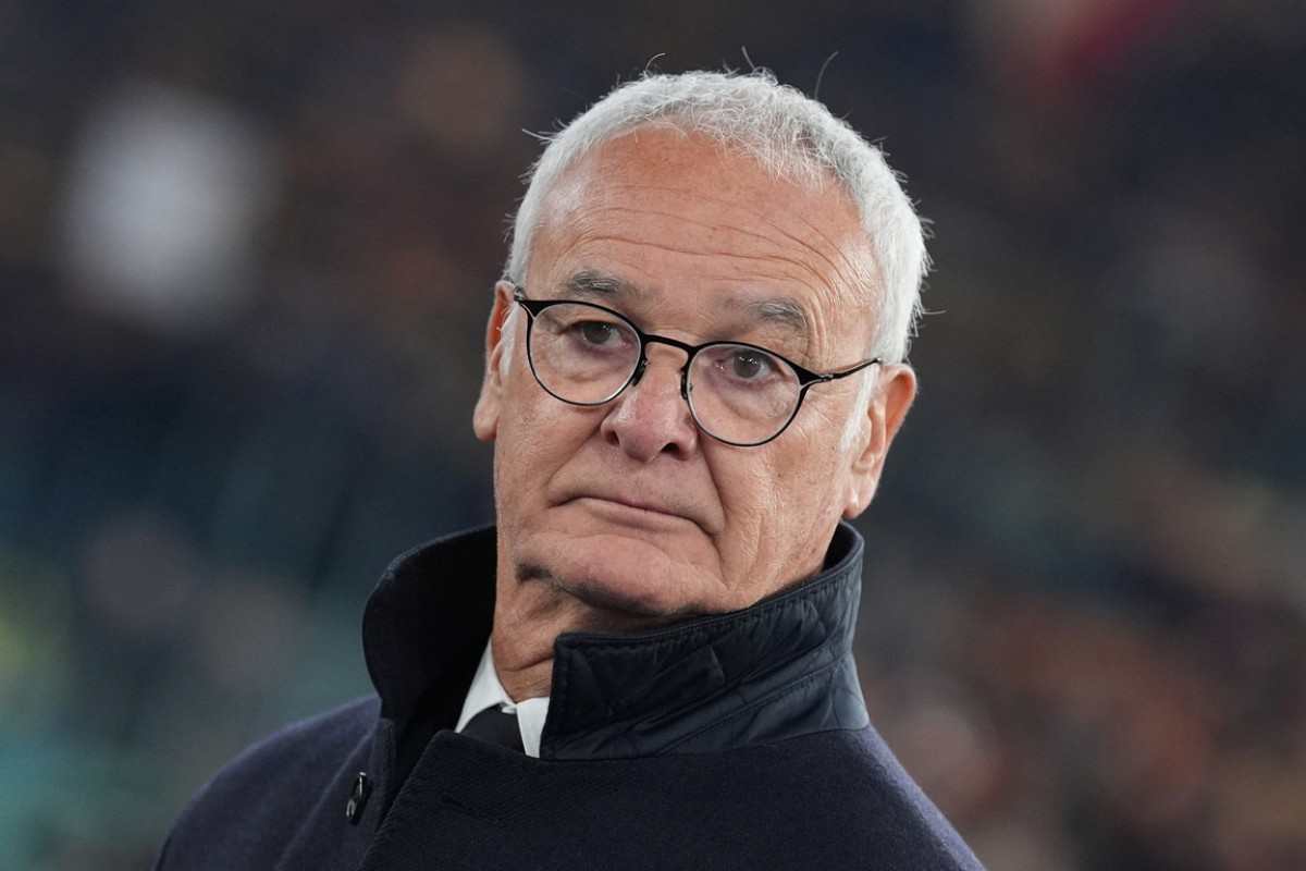 Claudio Ranieri pensieroso