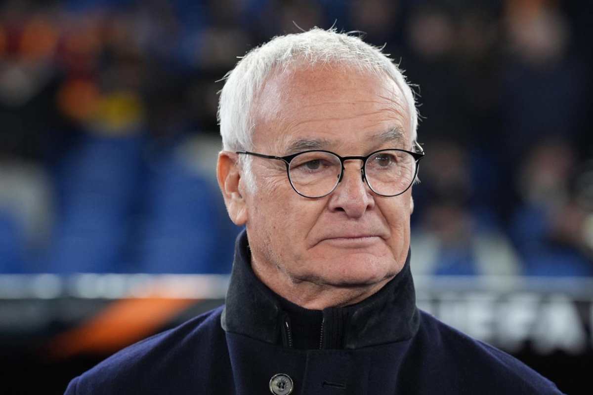 Claudio Ranieri sorridente