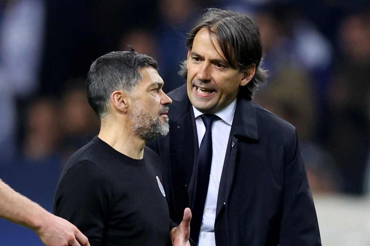 Inzaghi e Conceicao discutono animatamente