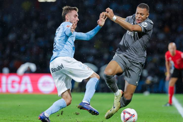 Oscar Mingueza in campo